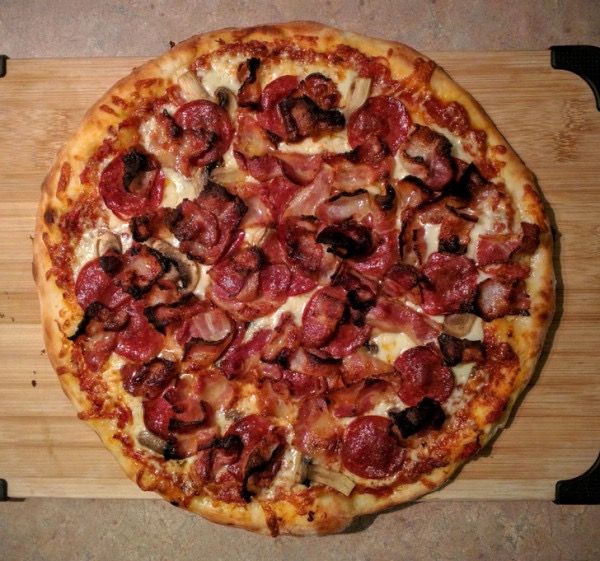Pizza Muçarela com Bacon